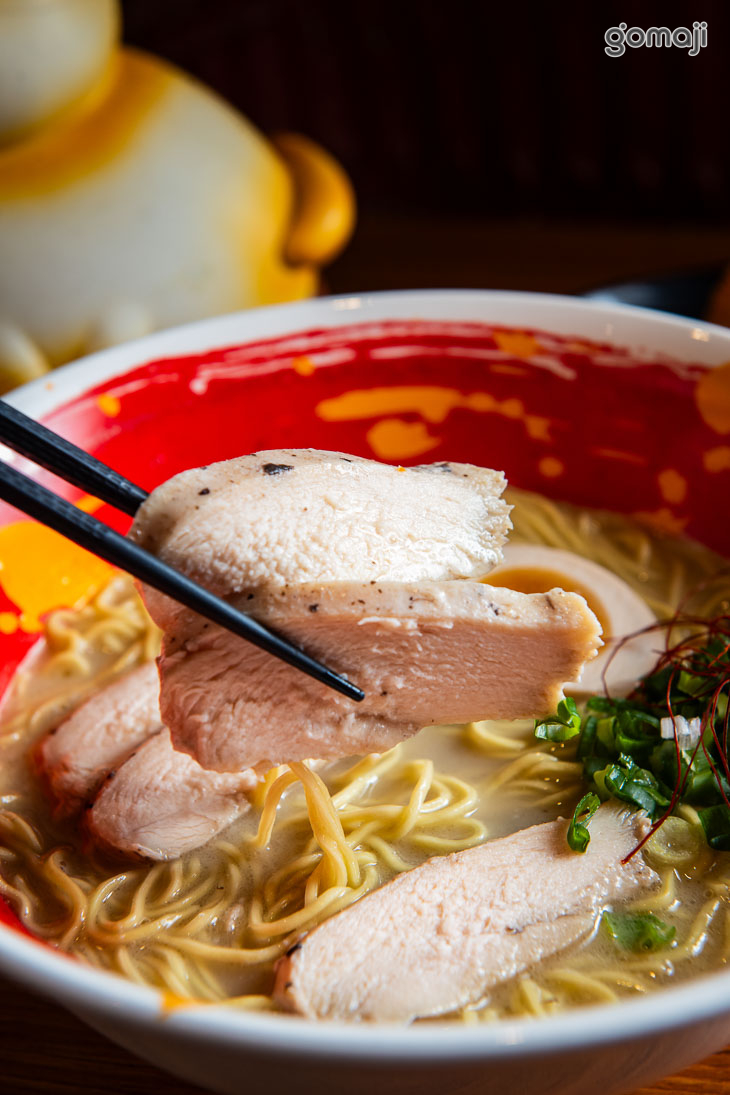 松露雞白湯拉麵