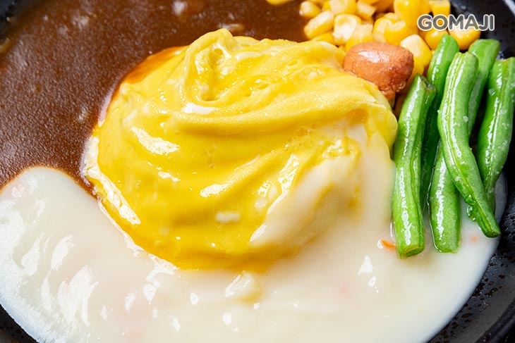 無肉雙醬奶油咖哩飯＋歐姆蛋 