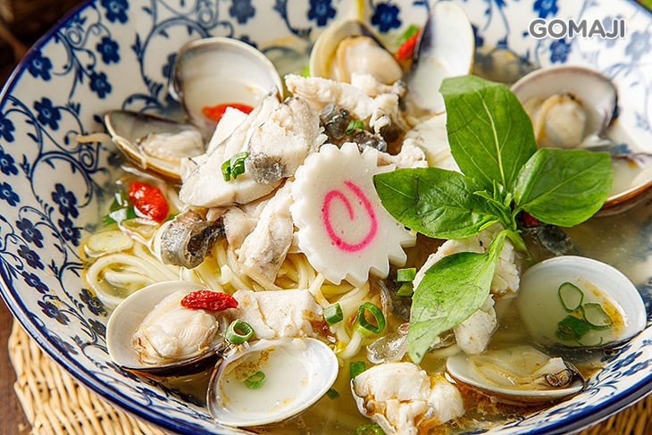 枸杞鱸魚蛤蜊湯麵