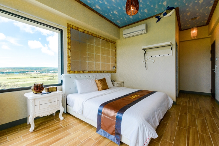 山景陽台雙人房(一大床)