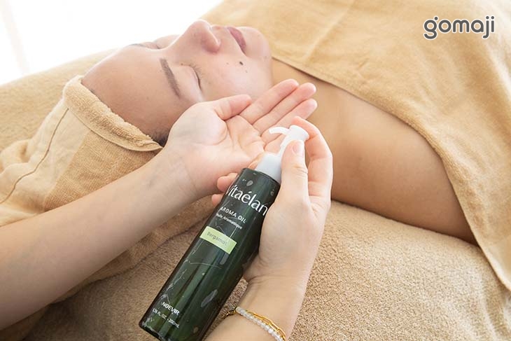 全臉植萃精油循環舒刮促進代謝