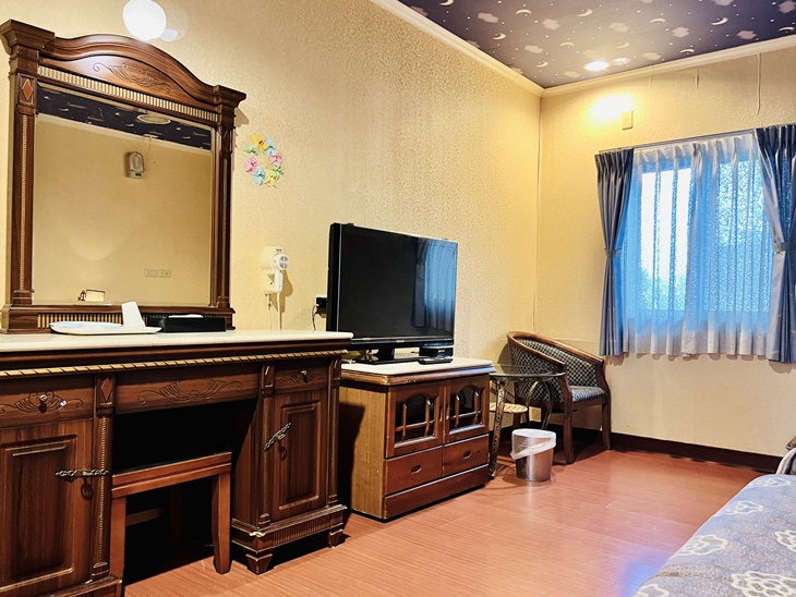 商務雙人房/車庫雙人房