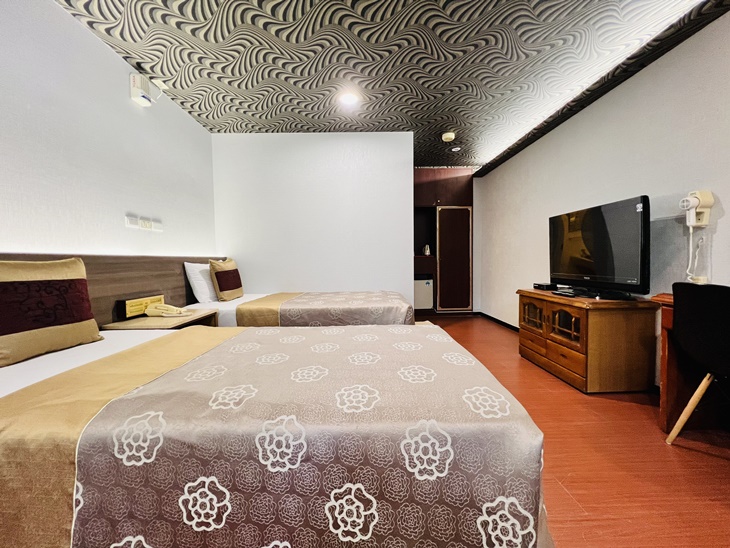 商務雙人房/車庫雙人房