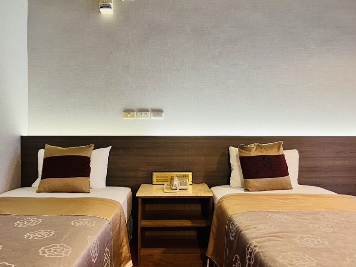 商務雙人房/車庫雙人房