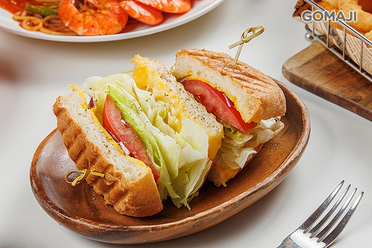 卡森起司帕尼尼三明治