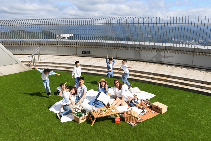 戶外觀景台-高空草地野餐