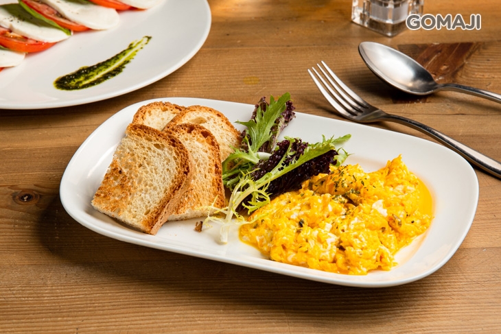 松露炒蛋(附麵包) 