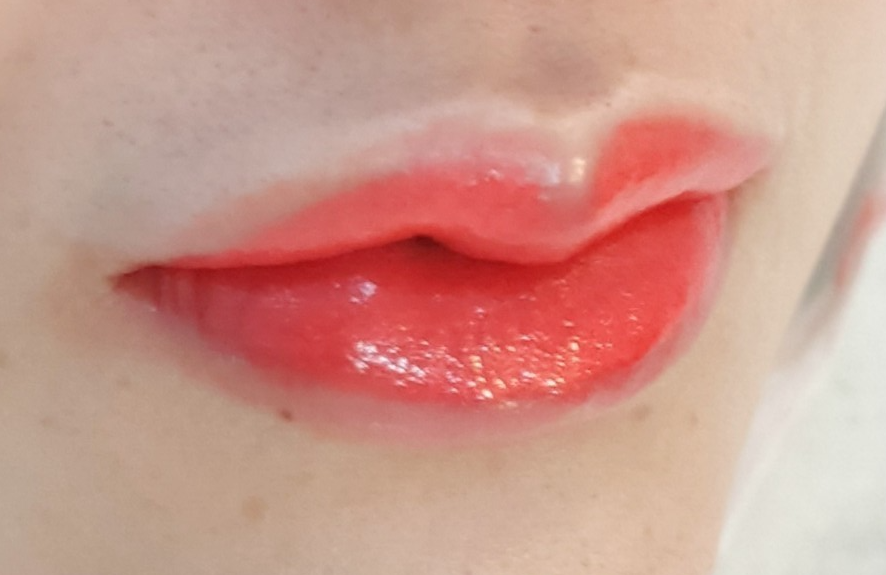 水嫩唇