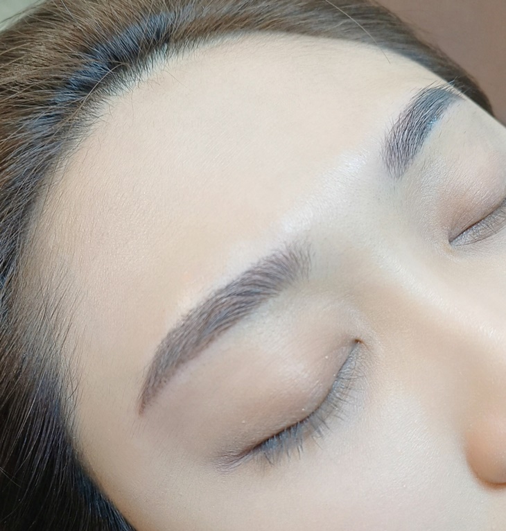 高端精品手工紋繡｜23年專業資歷-仙霧眉 