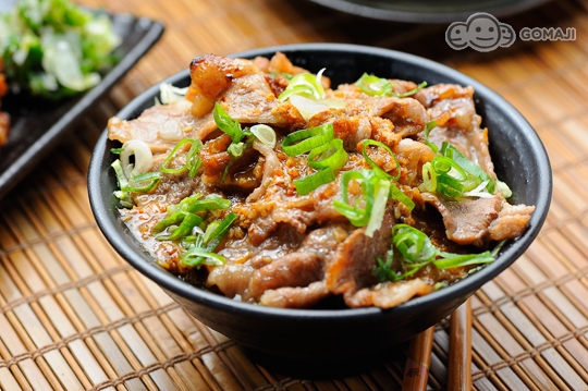 照烧鸡腿排/盐烤鲭鱼 二选一日式烧肉饭图片烧肉饭高清图片烧肉饭图片