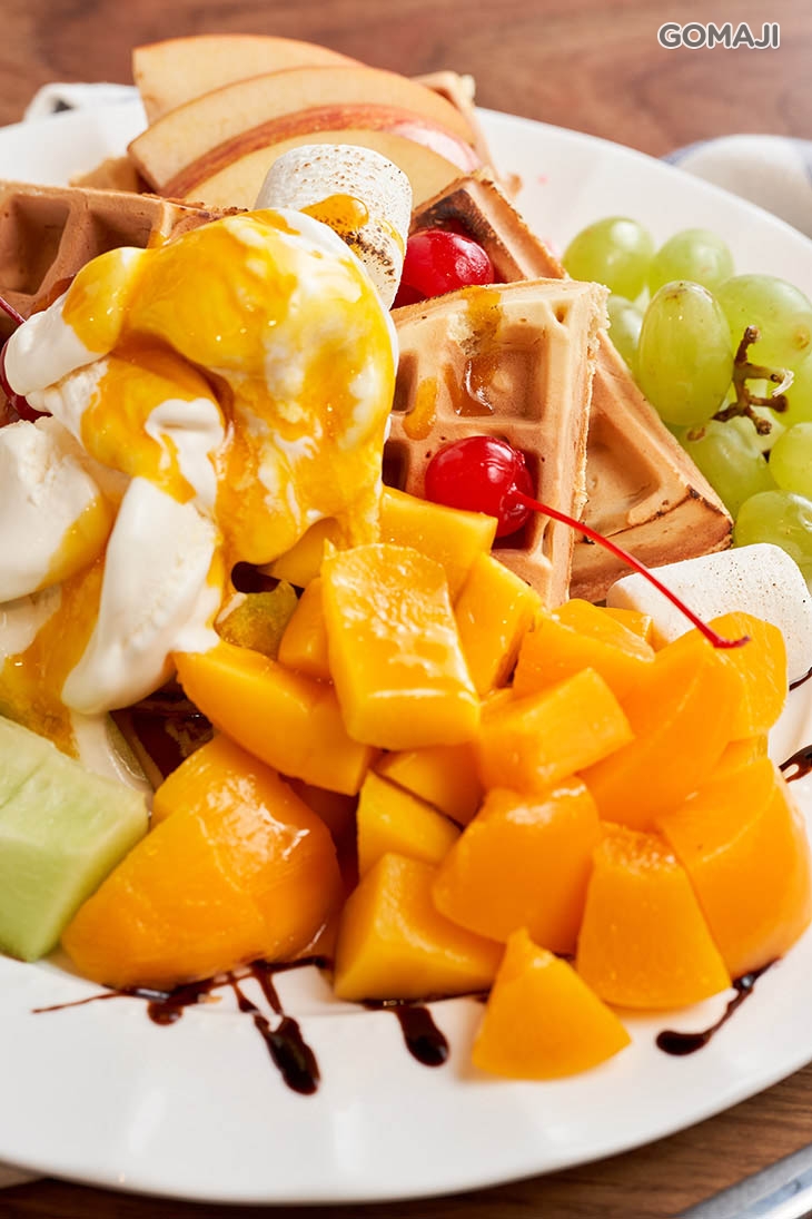 綜合水果冰淇淋鬆餅 