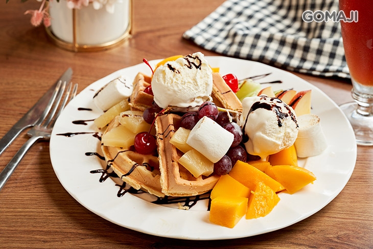 芒果冰淇淋牛奶鬆餅