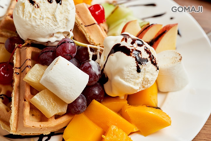 芒果冰淇淋牛奶鬆餅