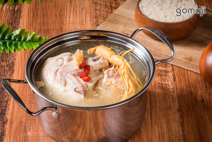 首爾人參糯米雞鍋