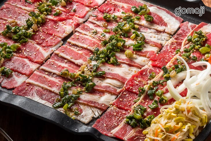 蔥鹽板腱牛肉盤