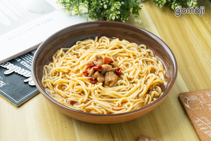 宮保雞丁鐵板麵