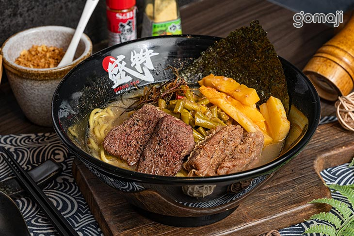 椒香盛牪ラーメン牛拉麵