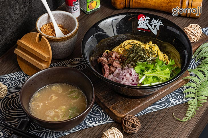 牛油拌麵(附湯