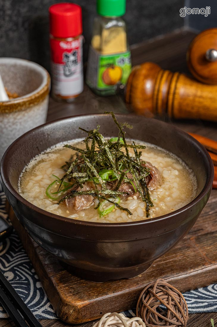 燉煮牛湯飯
