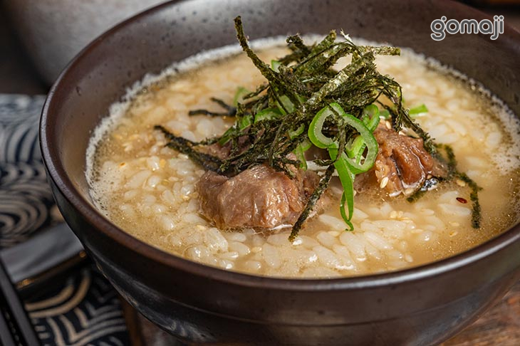 燉煮牛湯飯
