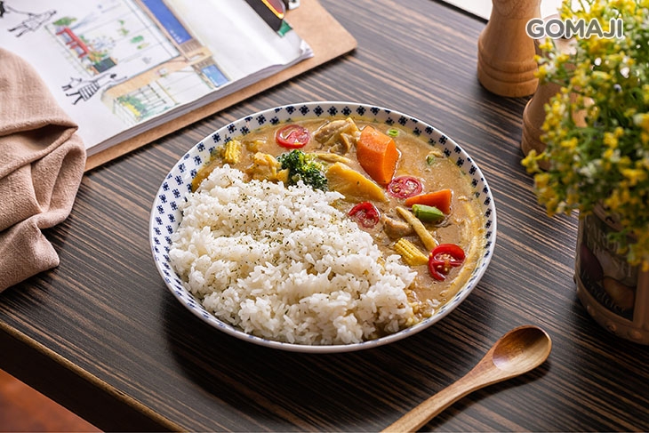 日式蘋果口味咖哩雞飯