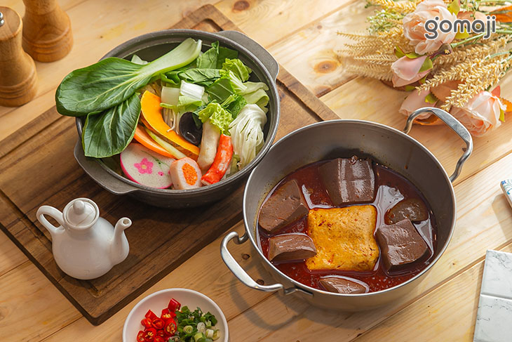 麻辣臭豆腐鴨血鍋