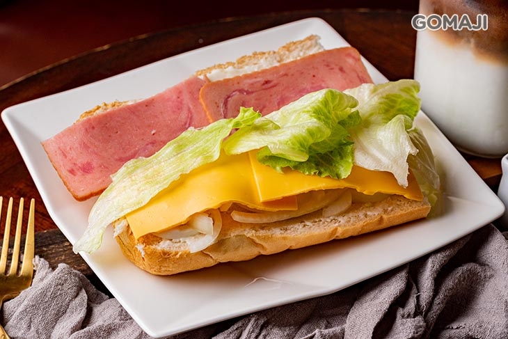 火腿起司潛艇堡