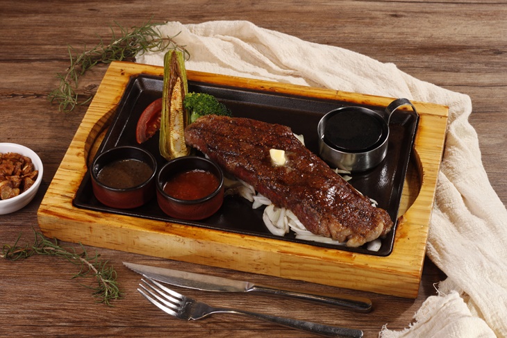 頂級熟成沙朗牛排