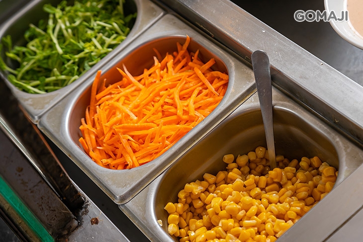 內用可享：白飯、自助吧無限供應