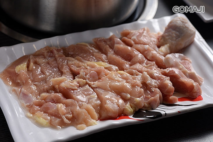 去骨雞腿排火鍋套餐