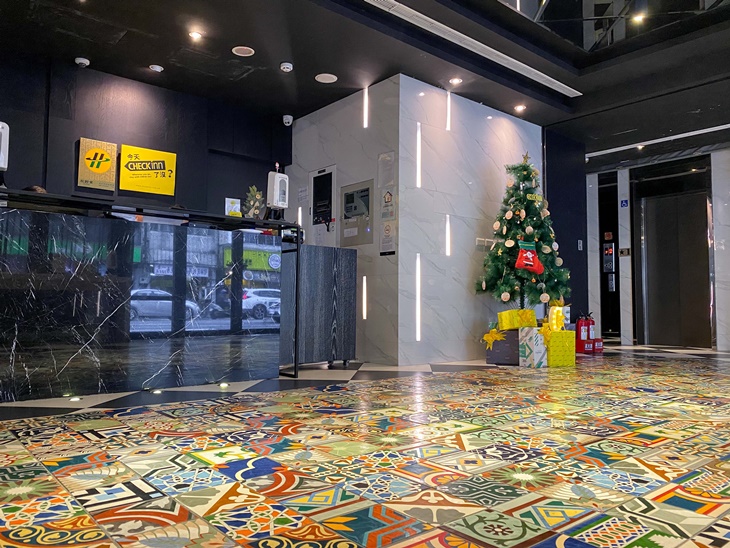 雀客台北站前-大廳