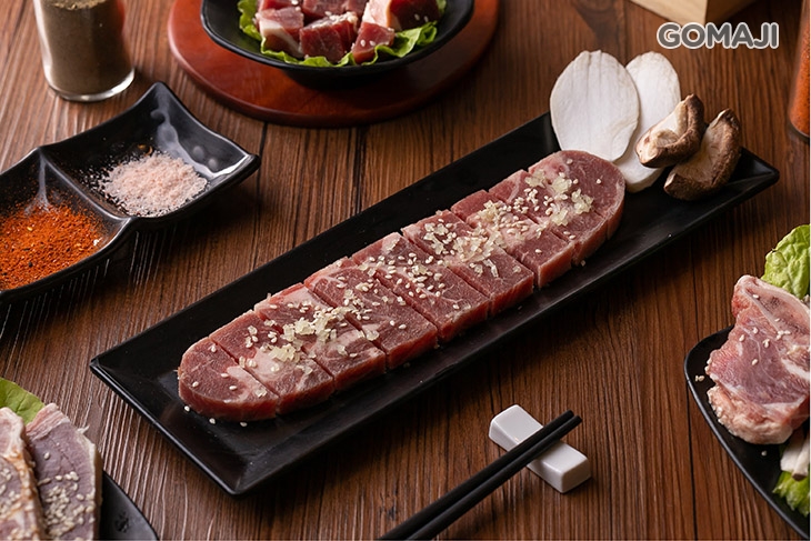 嫩肩牛排