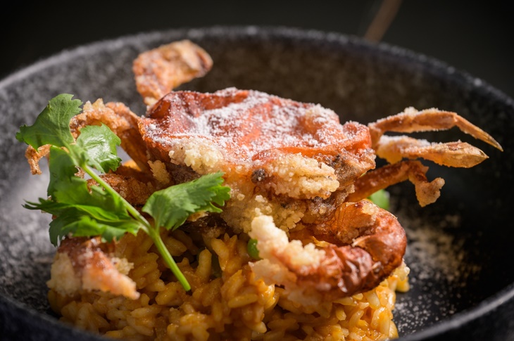 酥炸軟殼蟹椰香辣椒咖哩燉飯(辣)