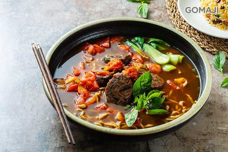 檸檬番茄牛肉麵