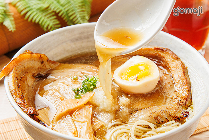 雞清湯叉燒正油拉麵