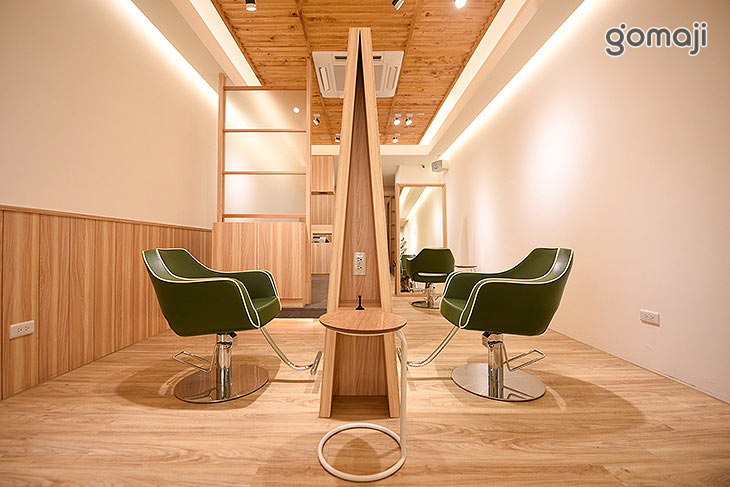 Lucinda hair salon