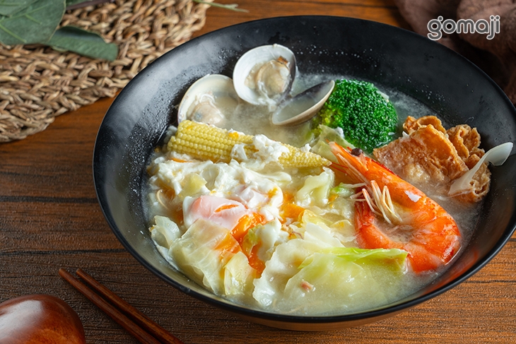 海鮮什錦雞絲麵