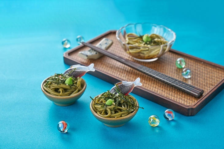 蕎麥麵附柴魚高湯