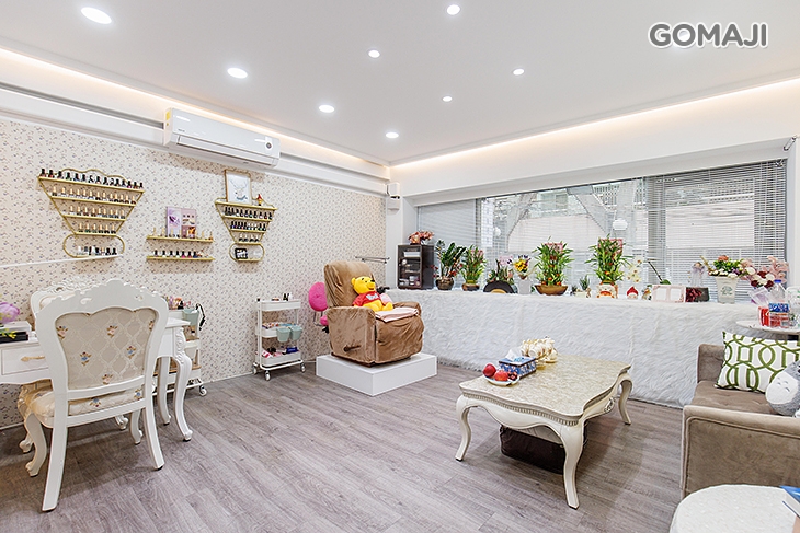 Renesmee 美甲美睫