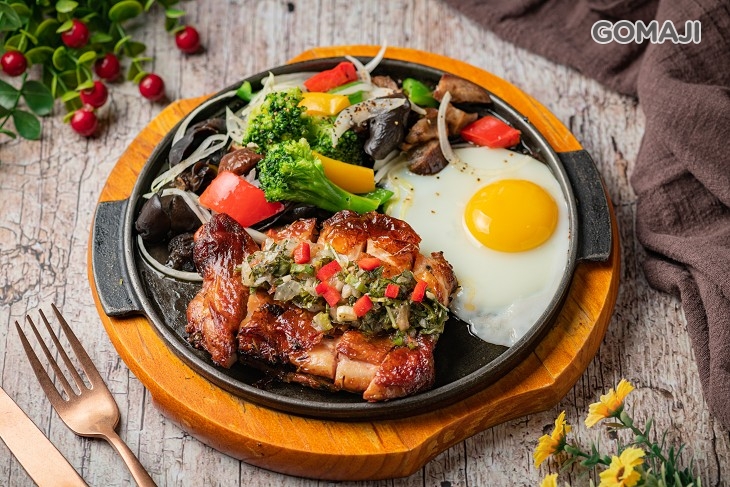 義式烤雞腿佐莎莎醬