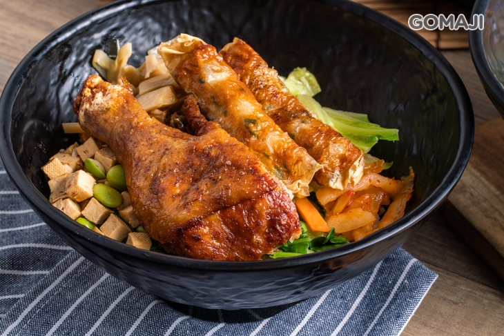 蝦捲雞腿飯
