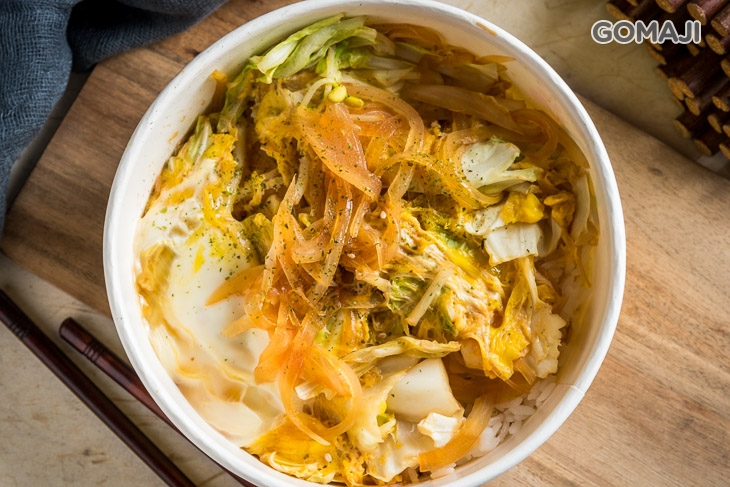 滑蛋丼飯