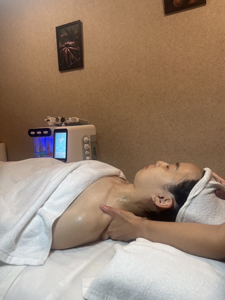 頭肩頸舒緩放鬆