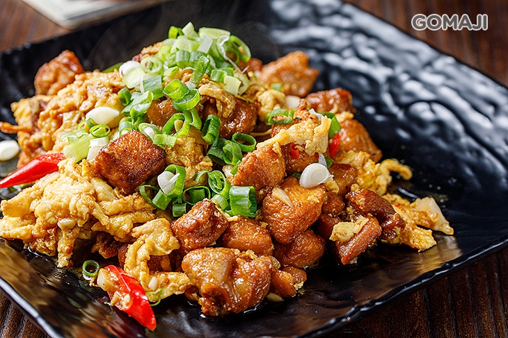 雞鬧豆腐