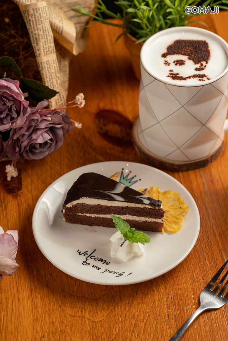 鏡面巧克力+拿鐵 