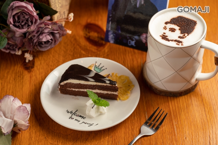 鏡面巧克力+拿鐵 