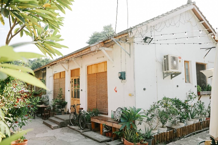 高雄-鳳山79背包客 