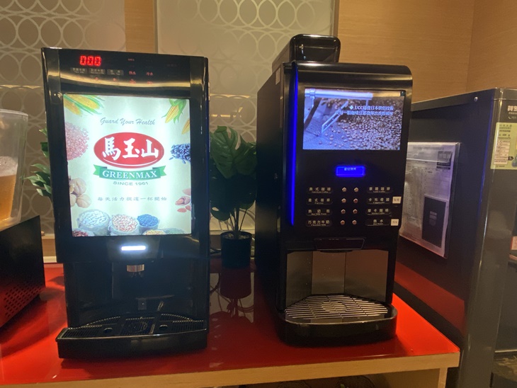 輕食自助吧