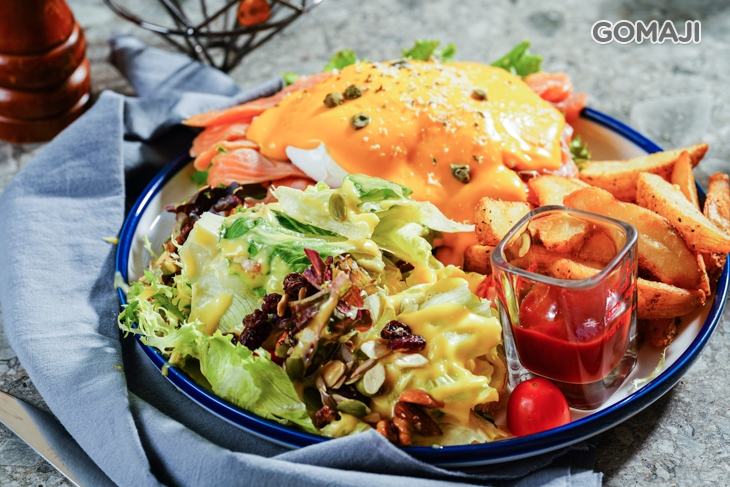 冷燻鮭魚班尼迪克蛋