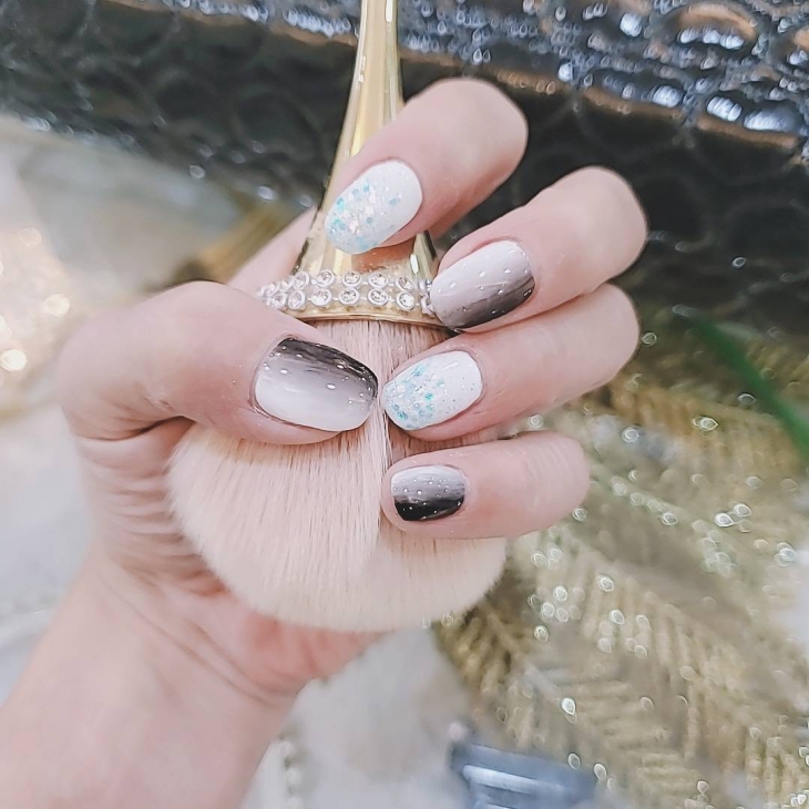 日韓造型繽紛款手部凝膠美甲20款